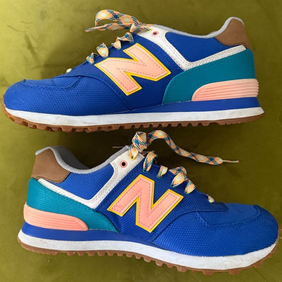 New Balance 574 Running Sneakers - Picture 2 of 4